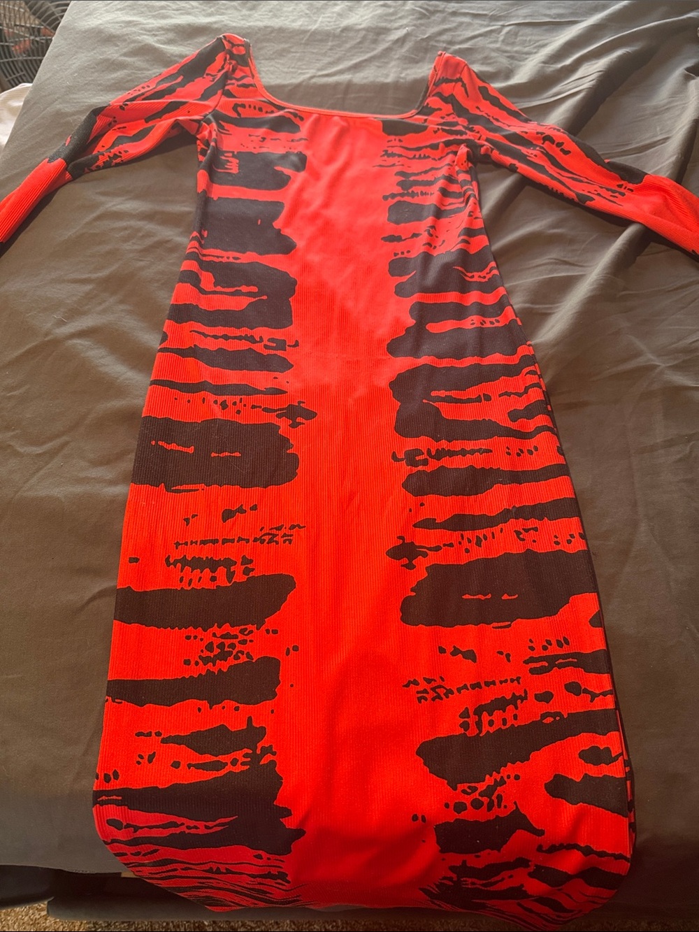 Red & Black Long Sleeve Bodycon Dress - Women's Square Neck